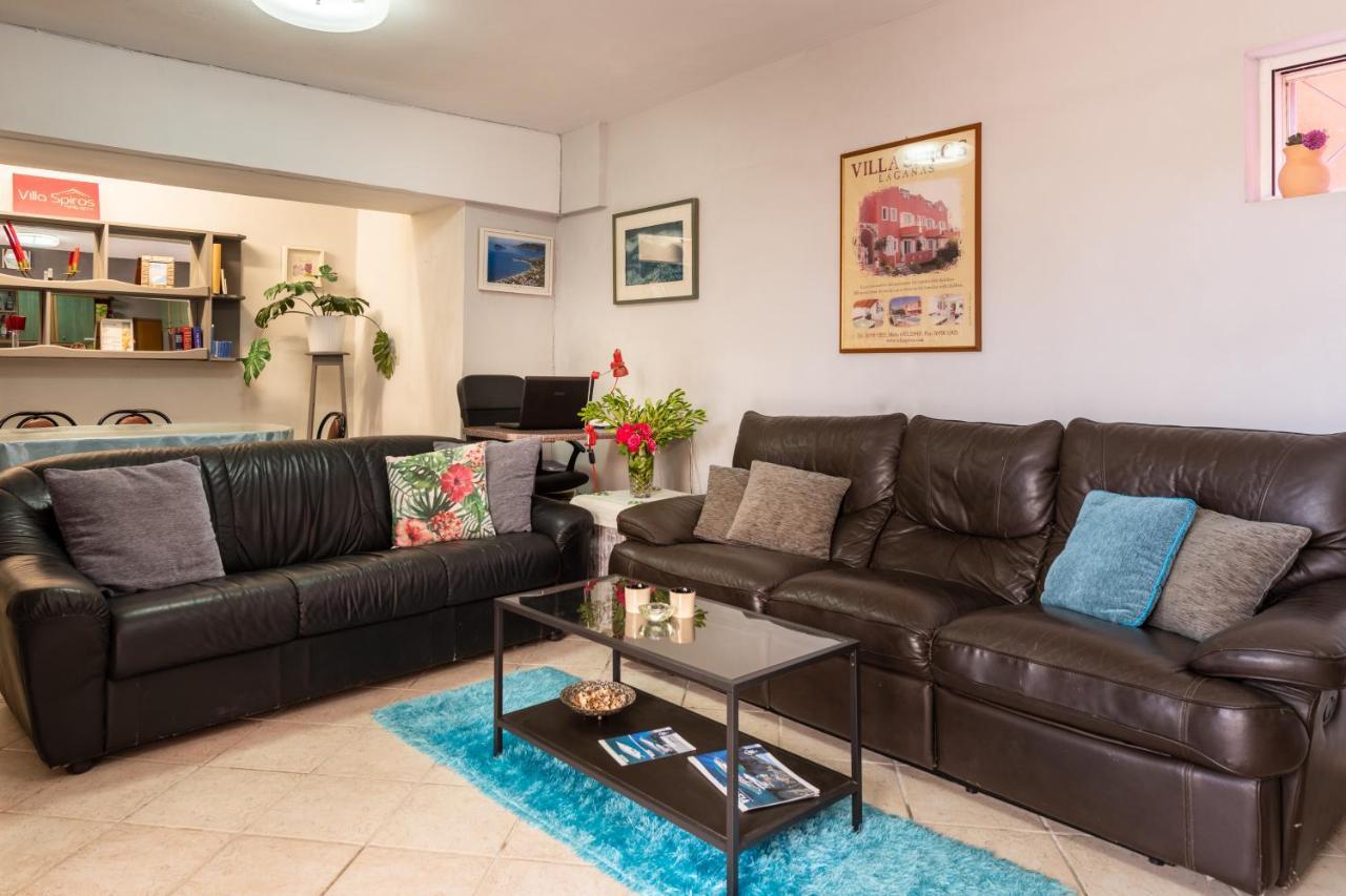 Lägenhet Spiros Family Apts