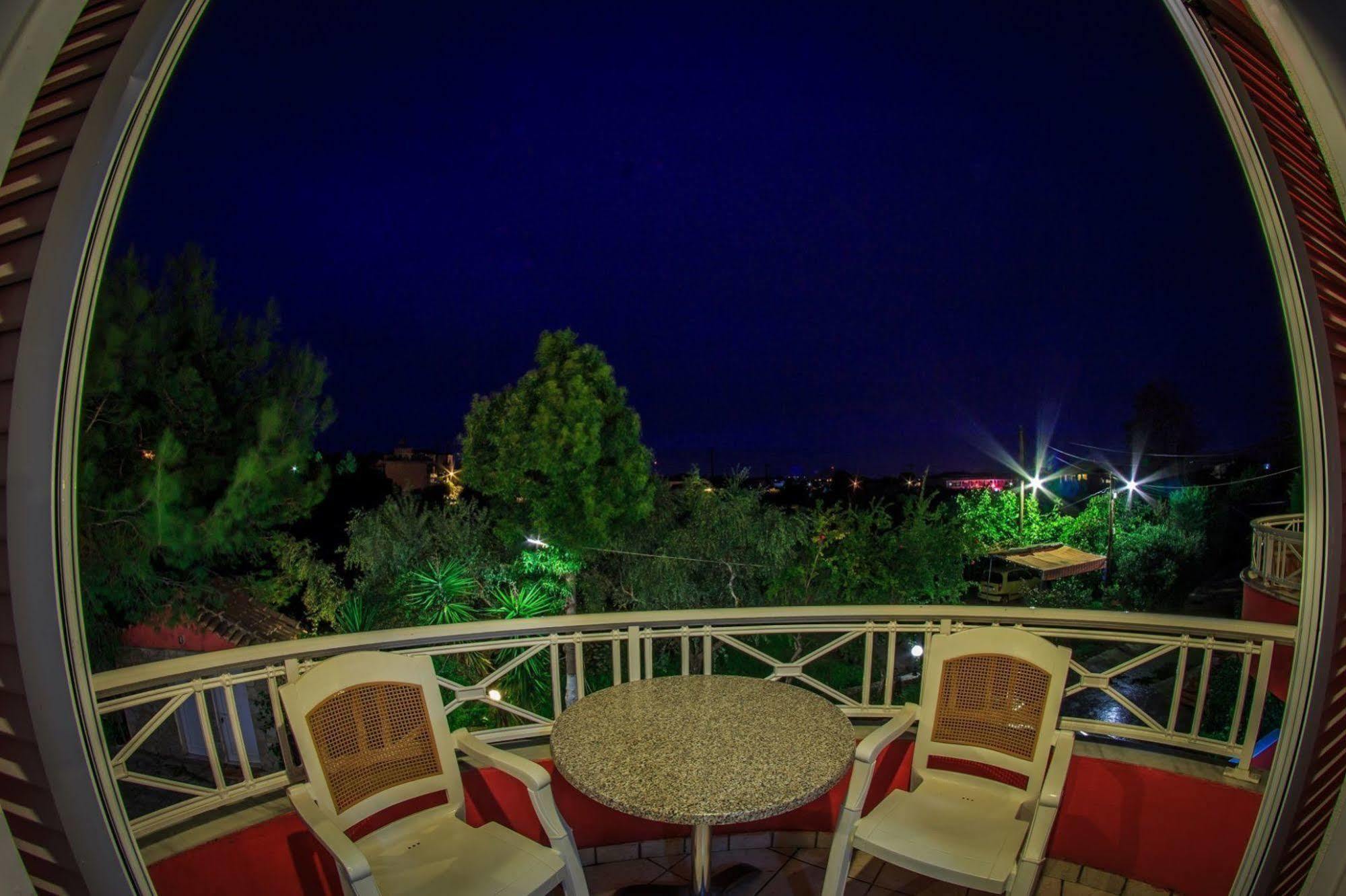 Lägenhet Spiros Family Apts Laganas